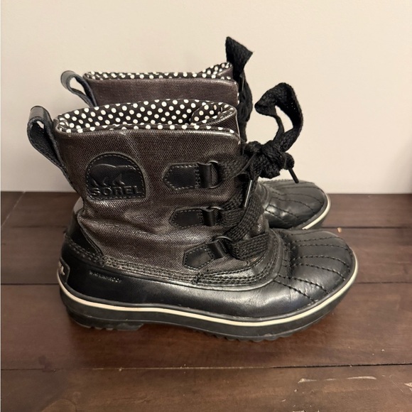 Sorel Out ’N About Waterproof Duck Boots – Women’s Size 6 - Picture 2 of 6